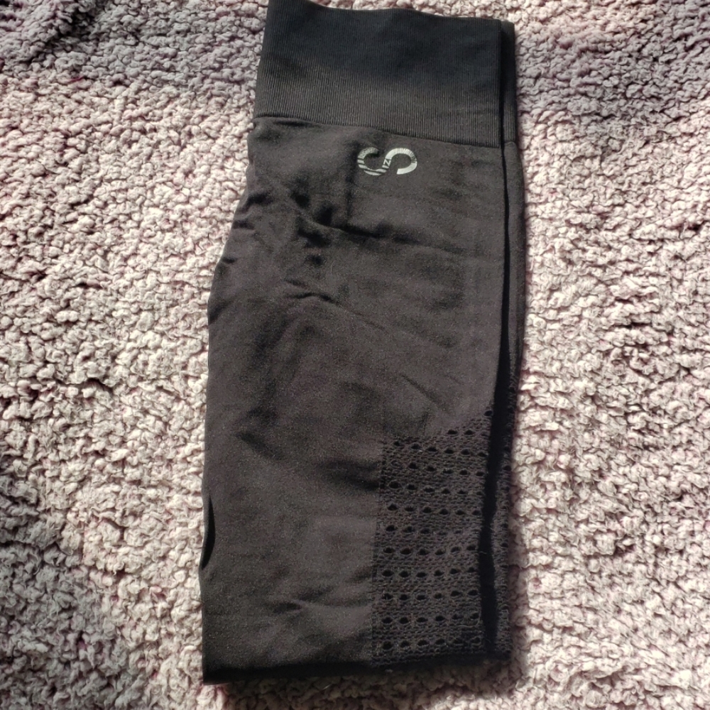 Curves and combatboots Seamless leggings